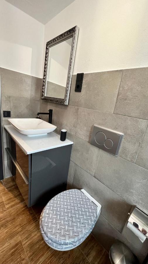 Franky House Am Nuerburgring Bed & Breakfast Quiddelbach Ngoại thất bức ảnh