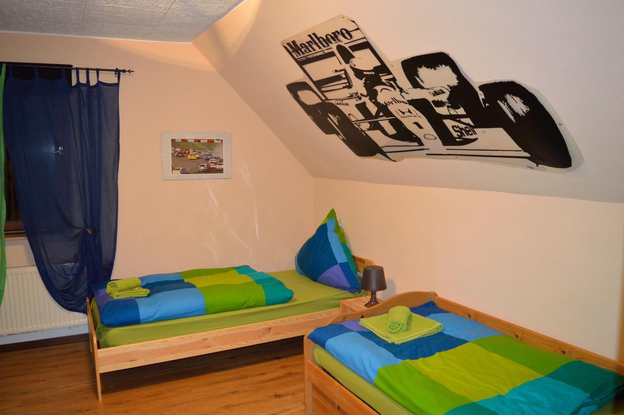 Franky House Am Nuerburgring Bed & Breakfast Quiddelbach Ngoại thất bức ảnh