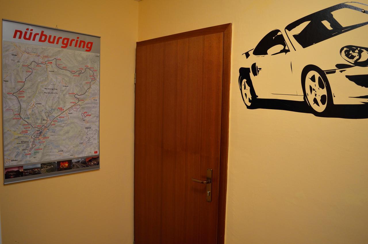 Franky House Am Nuerburgring Bed & Breakfast Quiddelbach Ngoại thất bức ảnh